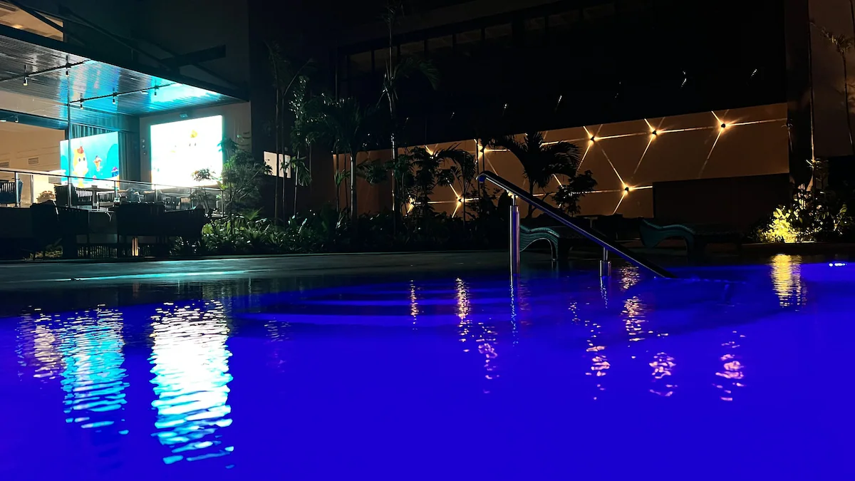 Piscina del hotel